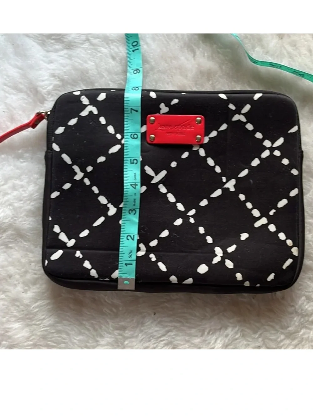 Kate Spade ♠️ black & white neoprene padded tablet case